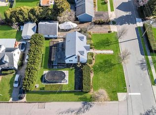 23 Ketcham Rd, Hicksville, NY 11801