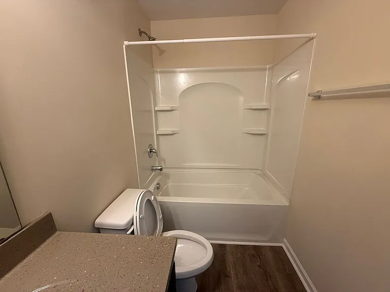 1656 Eagles Pl #H201 — Photo 10