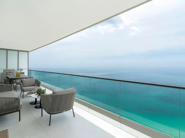 18975 Collins Ave, Sunny Isles Beach, FL