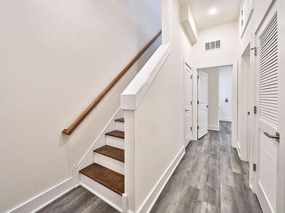 4th image of 2413 Federal St #3k12u3bsc