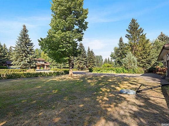 2nd image of 23 Ridgedale BAY