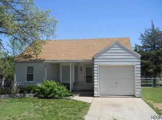 824 N Pierce St, Hutchinson, KS 67501