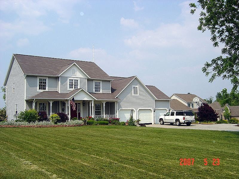 Home on 1.8 acres