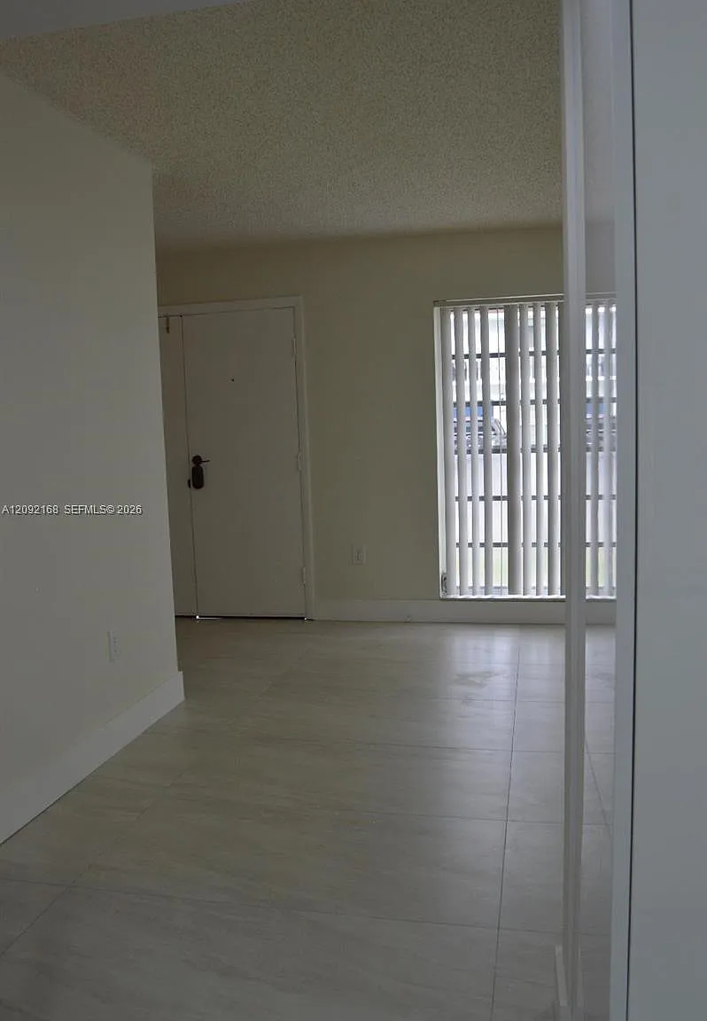 Heritage Square Condo — Photo 4