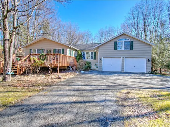 46 Honeysuckle Dr, Jim Thorpe, PA 18229