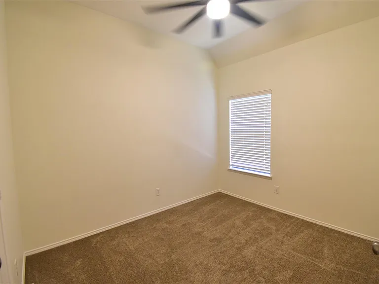 3005 Thicket Dr — Photo 24