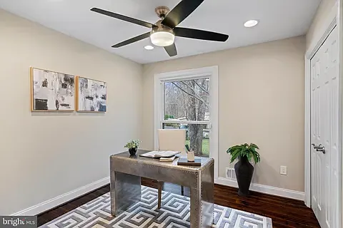3711 Spicewood Dr — Photo 16