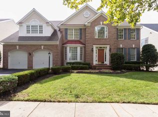 43762 Mink Meadows St, Chantilly, VA 20152