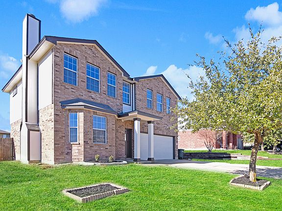 2nd image of 2107 Ryan Dr