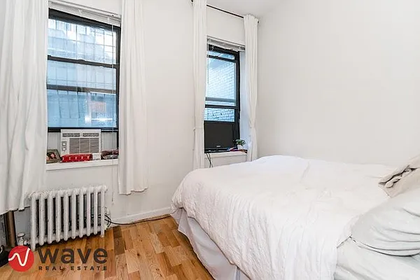 Rented by Wave Real Estate Group | media 19