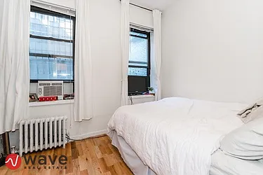 Rented by Wave Real Estate Group