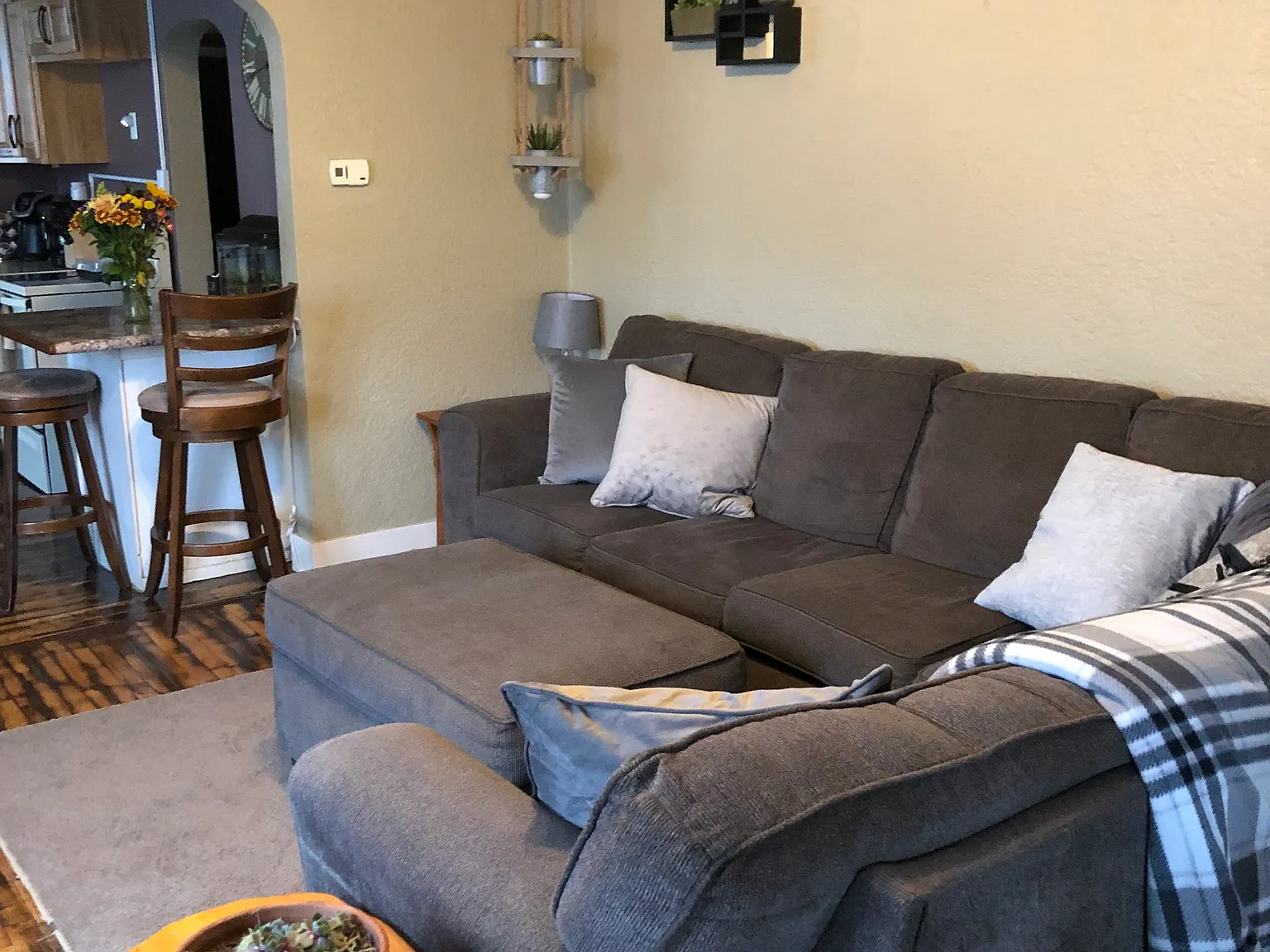3 bed, $1,560 — Photo 4