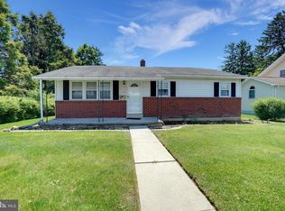 114 W Penn Ave, Cleona, PA 17042