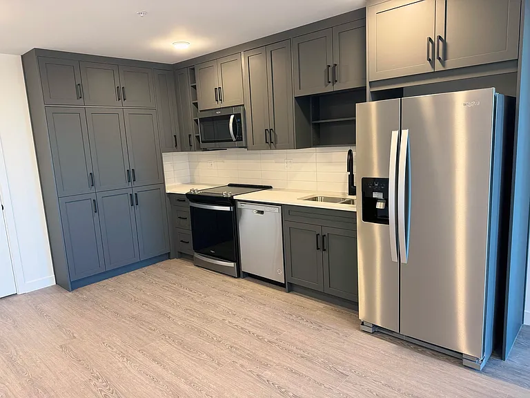 3932 University Ave NW #605 — Photo 1