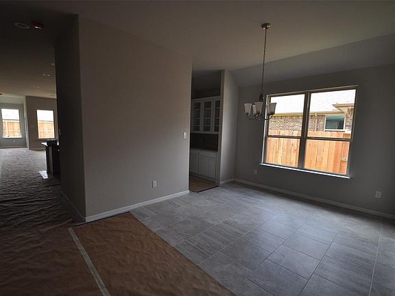4th image of 1622 Laslina Ln