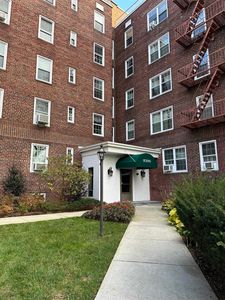 8300 Boulevard E #4E, North Bergen, NJ, 07047