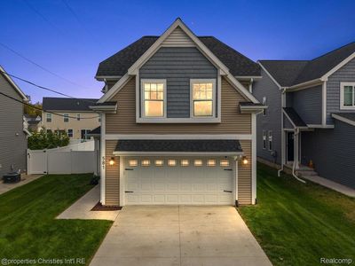 581 S Winding Dr, Waterford, MI, 48328