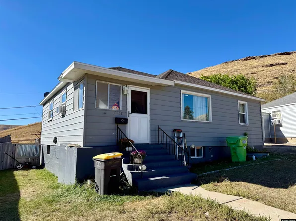 1112 S Jeffers Dr, Rawlins, WY 82301