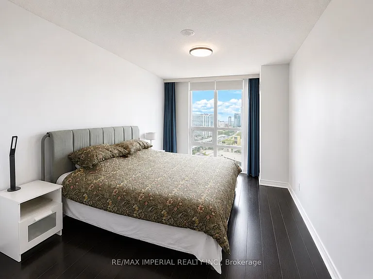 25 Lower Simcoe St #Penthouse 15 — Photo 12