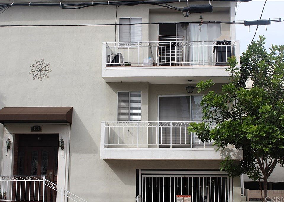1st image of 11849 Mayfield Ave APT 107