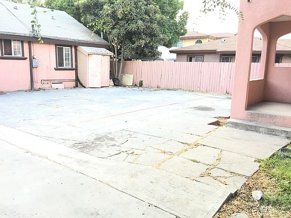 2nd image of 11501 1/2 Medina Ct