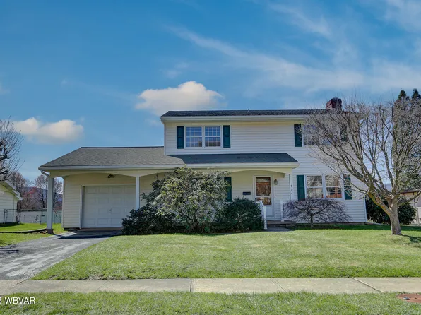 2502 Waldman Dr, Williamsport, PA 17701