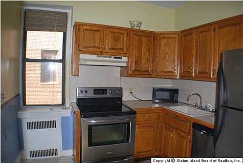 4th image of 200 Hart Blvd APT 5H
