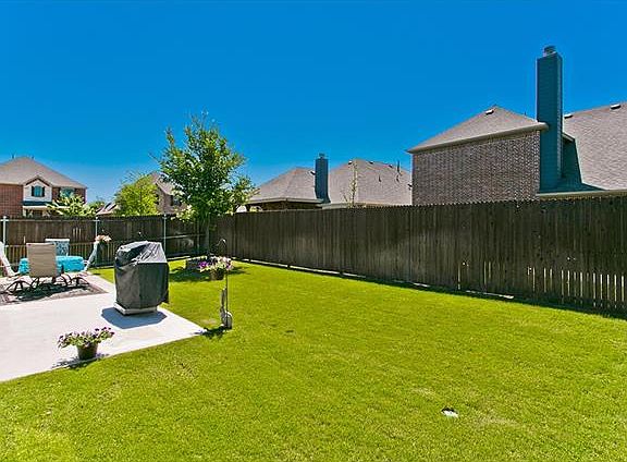 2nd image of 4405 Moonlight Dr