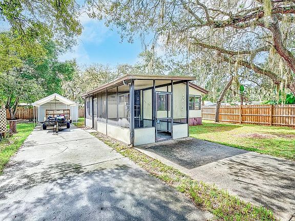 3rd image of 11704 DOAKS STREET