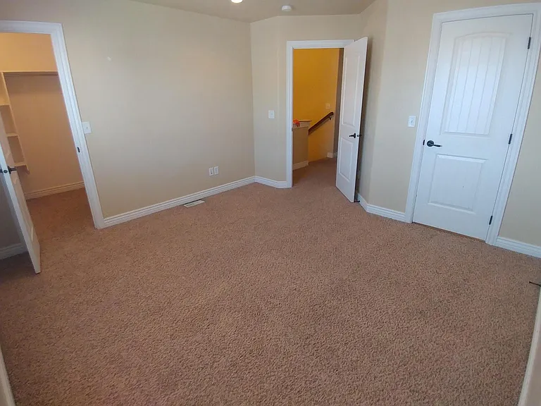 592 Sunflower Rd #TOWNHOME — Photo 17