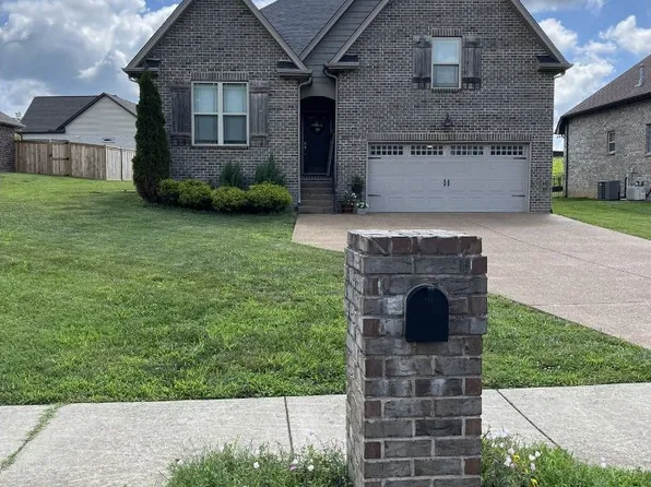 105 Grayson Ln, White House, TN 37188