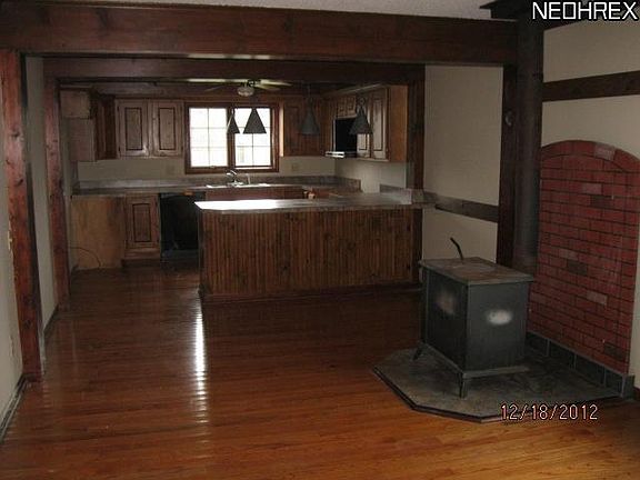 4th image of 611 Bowling Green Cir
