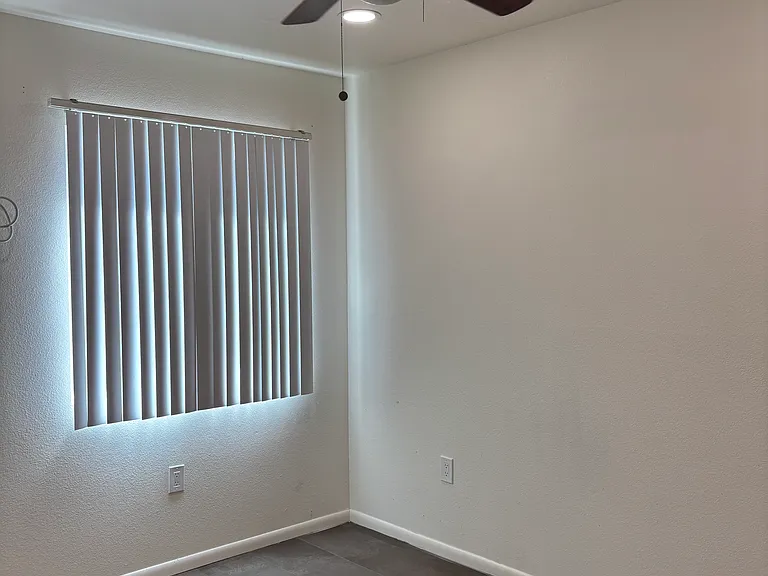 218 E 10th St #218 — Photo 12