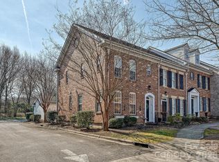 8714 Beaver Creek Dr, Charlotte, NC 28269