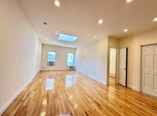 111 E 26th St #D98, New York, NY 10010