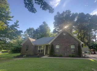 255 Fawn Dr, Oakland, TN 38060