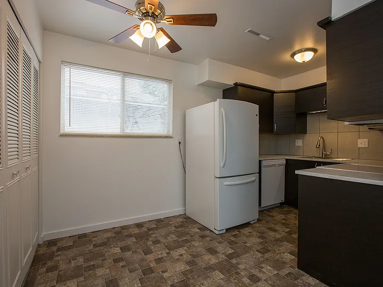 2925 Somerville Dr #1 — Photo 7