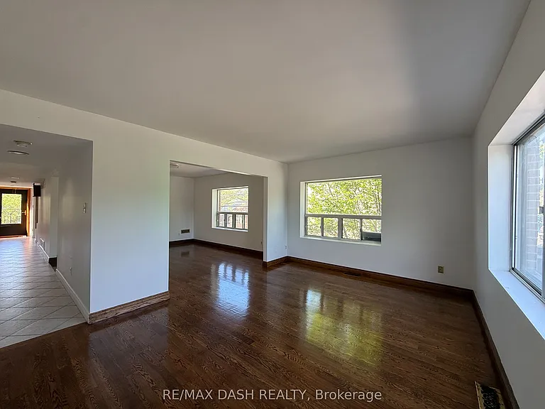 2973 Bloor St W #UPPER — Photo 17