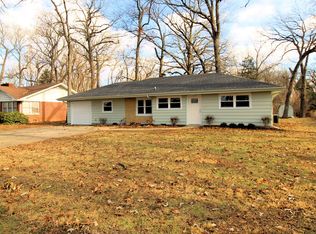 13 Elmwood Dr, Kankakee, IL 60901