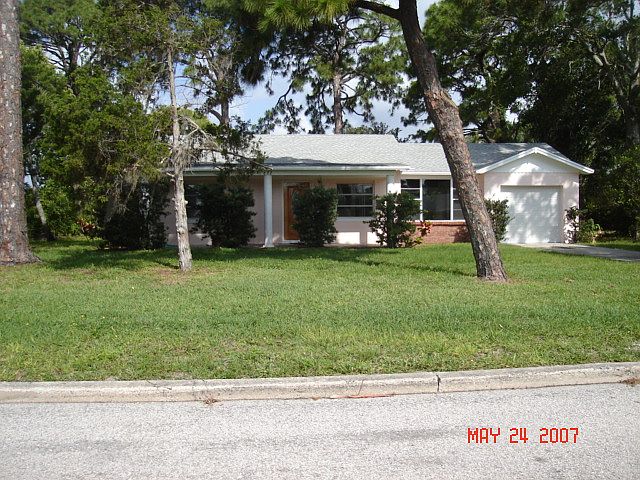 1st image of 822 Hawthorne Dr
