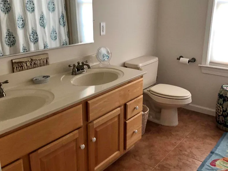 32 N Potter Ave — Photo 16