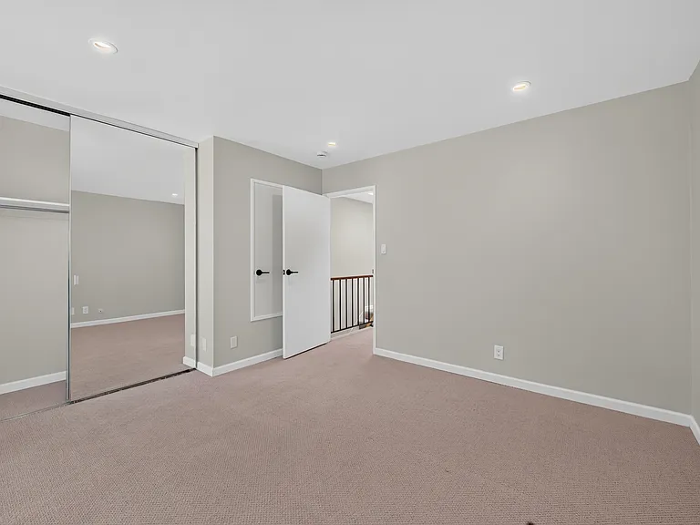 827 N Humboldt St — Photo 22