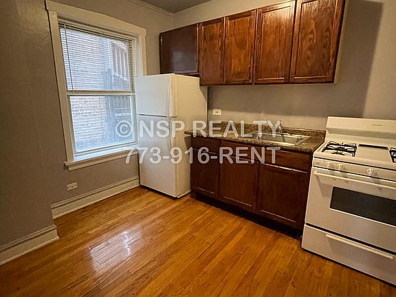 2nd image of 4025 W Melrose St APT 1
