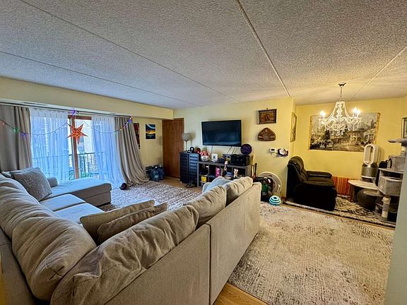 3rd image of 8700 W Evelyn Ln APT 205