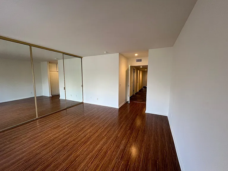 27 Outrigger St #2 — Photo 23