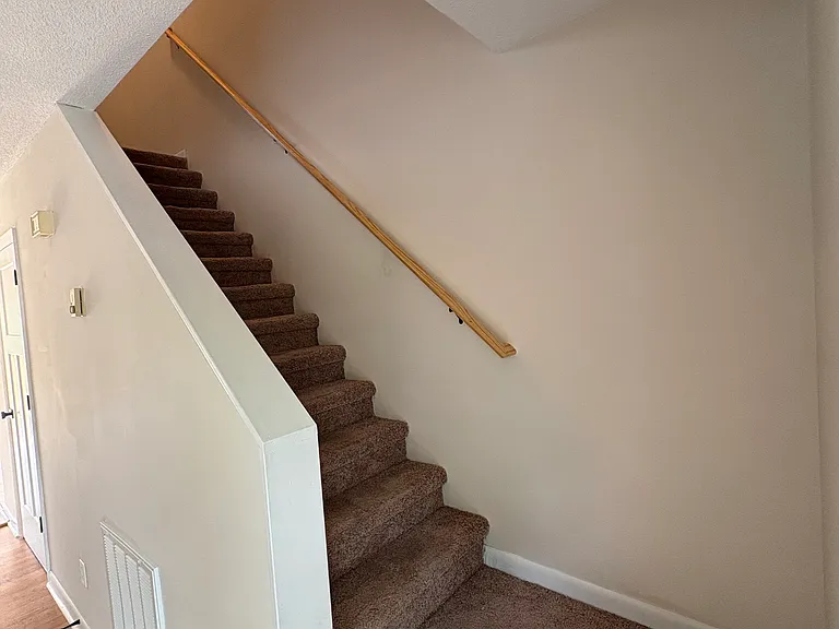 1476 Highway 126 #B8 — Photo 33