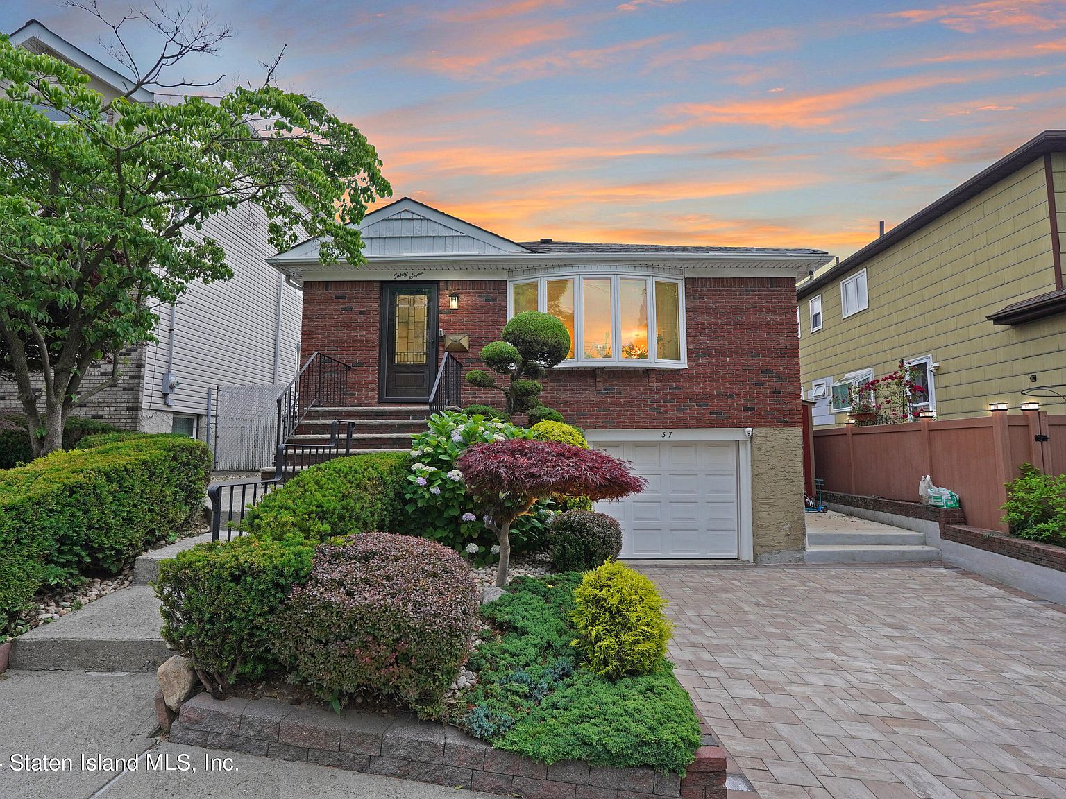 37 Beach Ave, Staten Island, NY 10306 Zillow