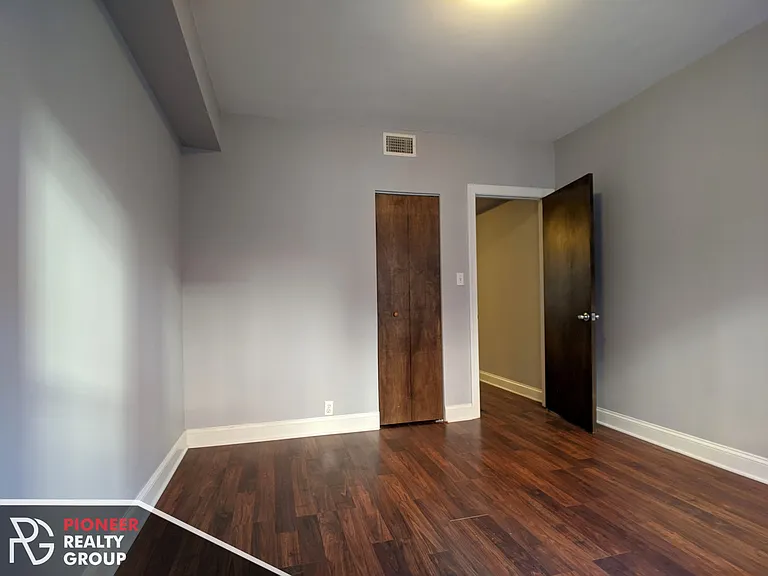 5029 N Harding Ave #1W — Photo 10