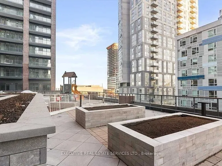 35 Tubman Ave #413 — Photo 4