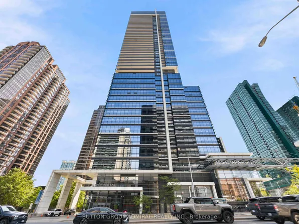 5 Sheppard Ave E #2825, Toronto, ON M2N 0G4